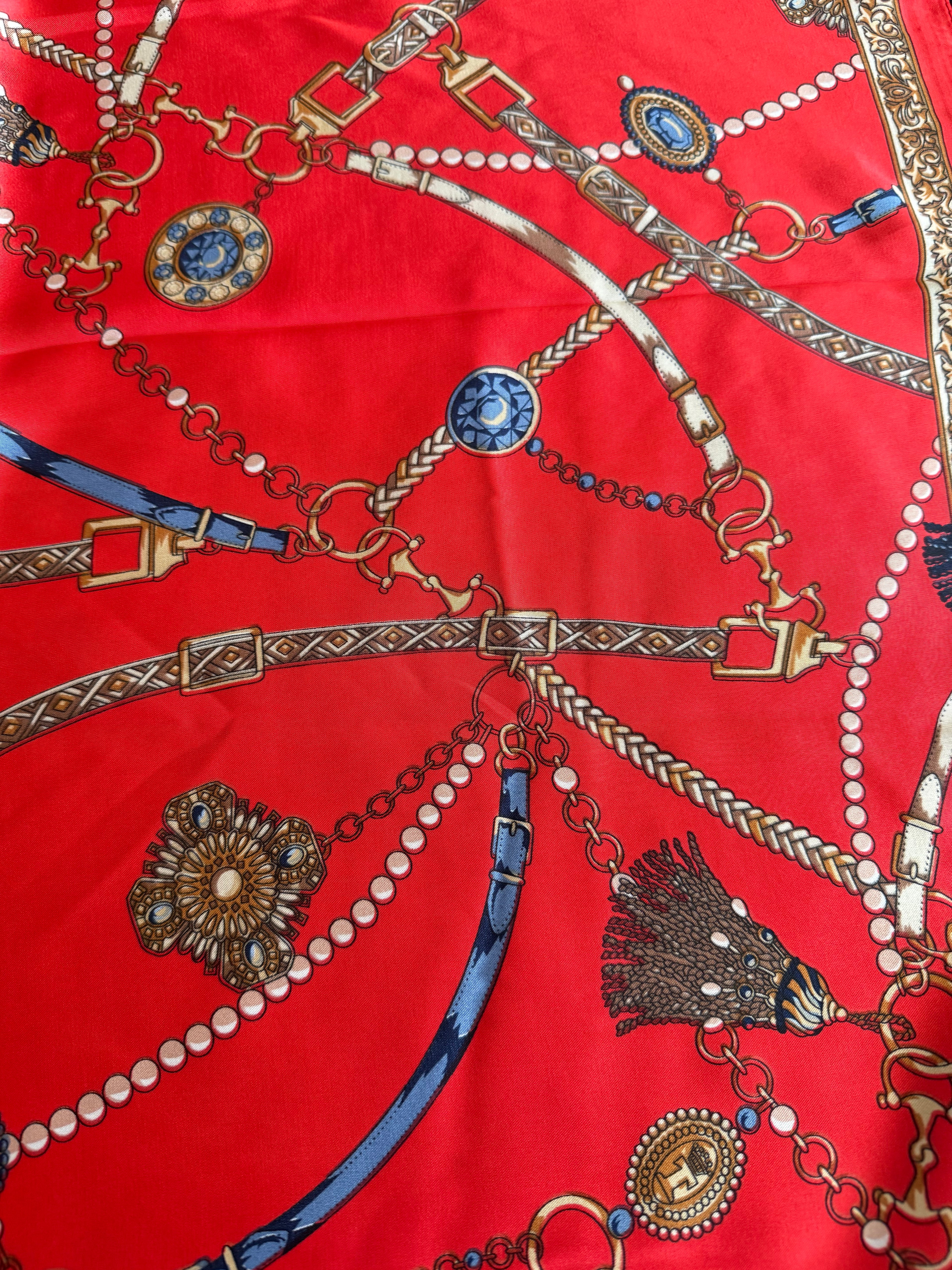 Tuch, sehr weich mit schönem Paisley-Muster