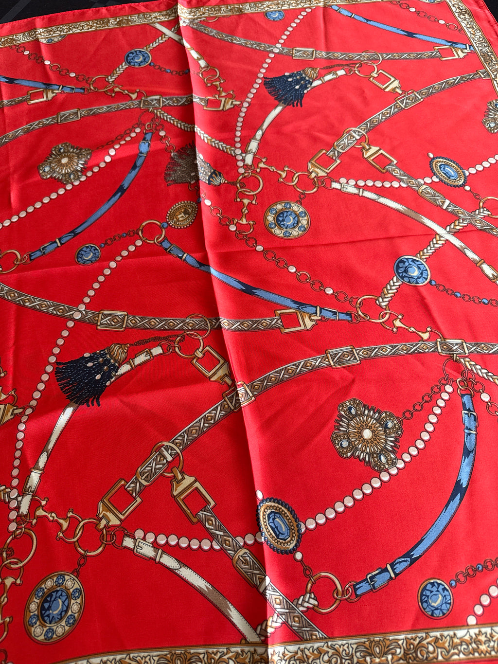 Tuch, sehr weich mit schönem Paisley-Muster