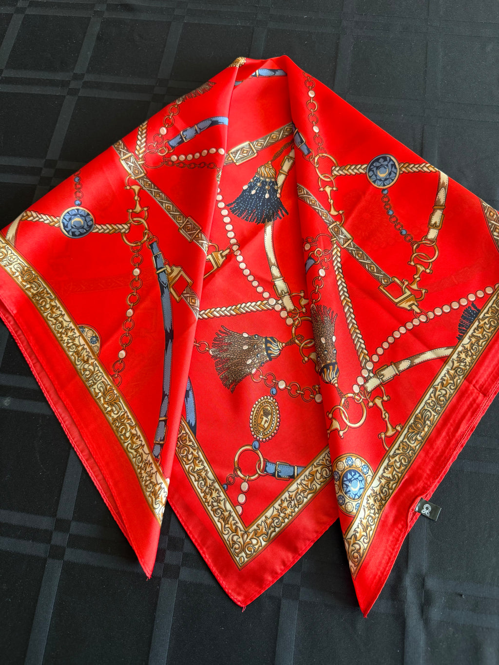 Tuch, sehr weich mit schönem Paisley-Muster