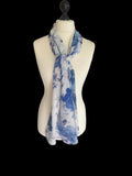 Sommerschal mit Blumnenmuster