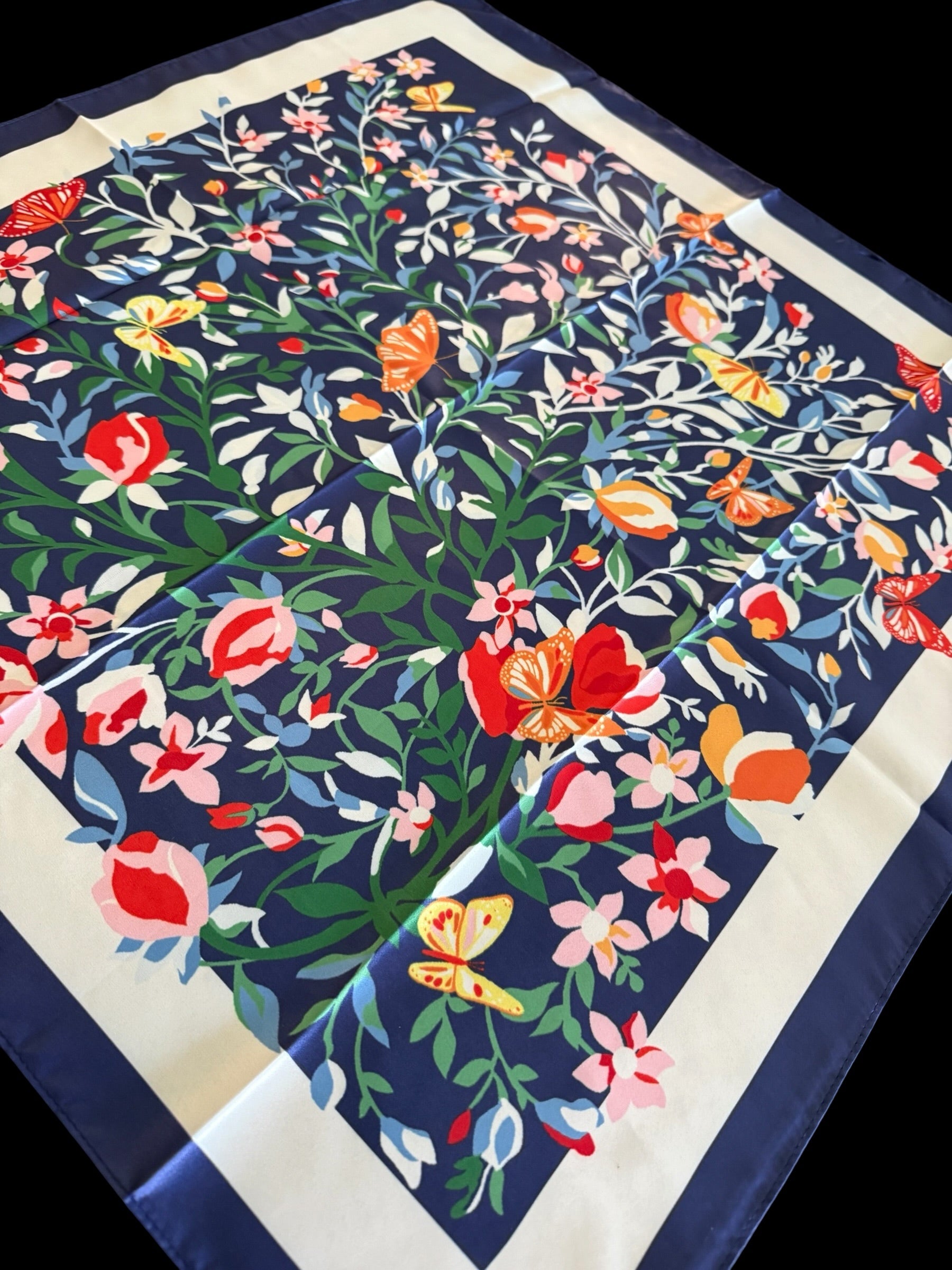 Halstuch mit Blumenwiesen-Muster, Schal, Kopftuch, Bandana