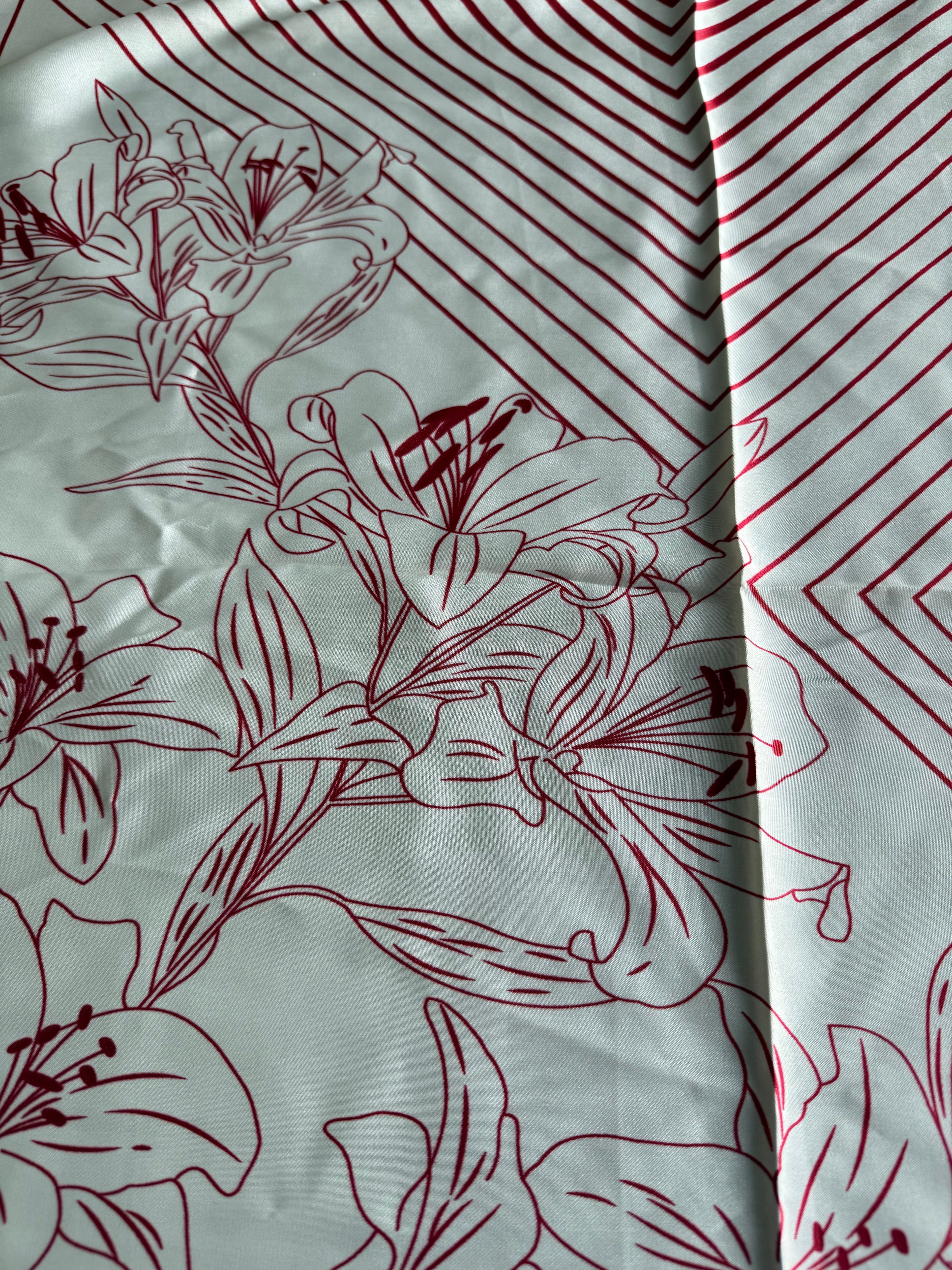 Halstuch mit Lilien