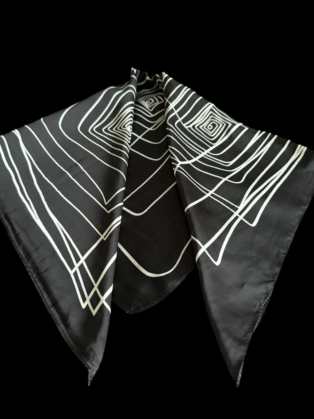 Tuch, Bandana, Kopftuch in schwarz/weißem Design