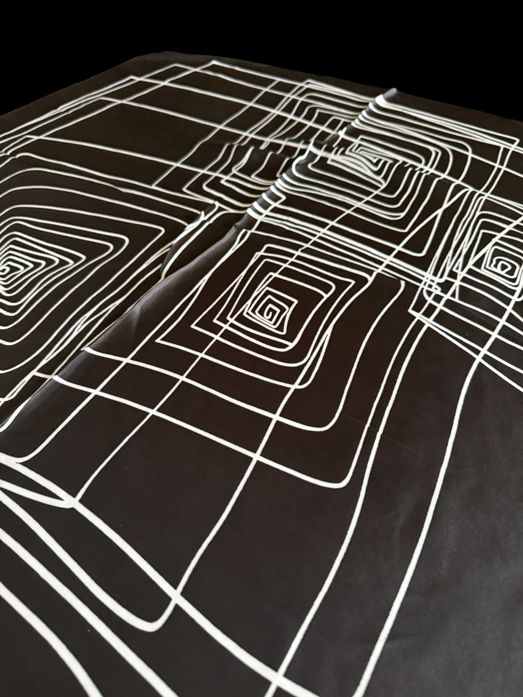 Tuch, Bandana, Kopftuch in schwarz/weißem Design