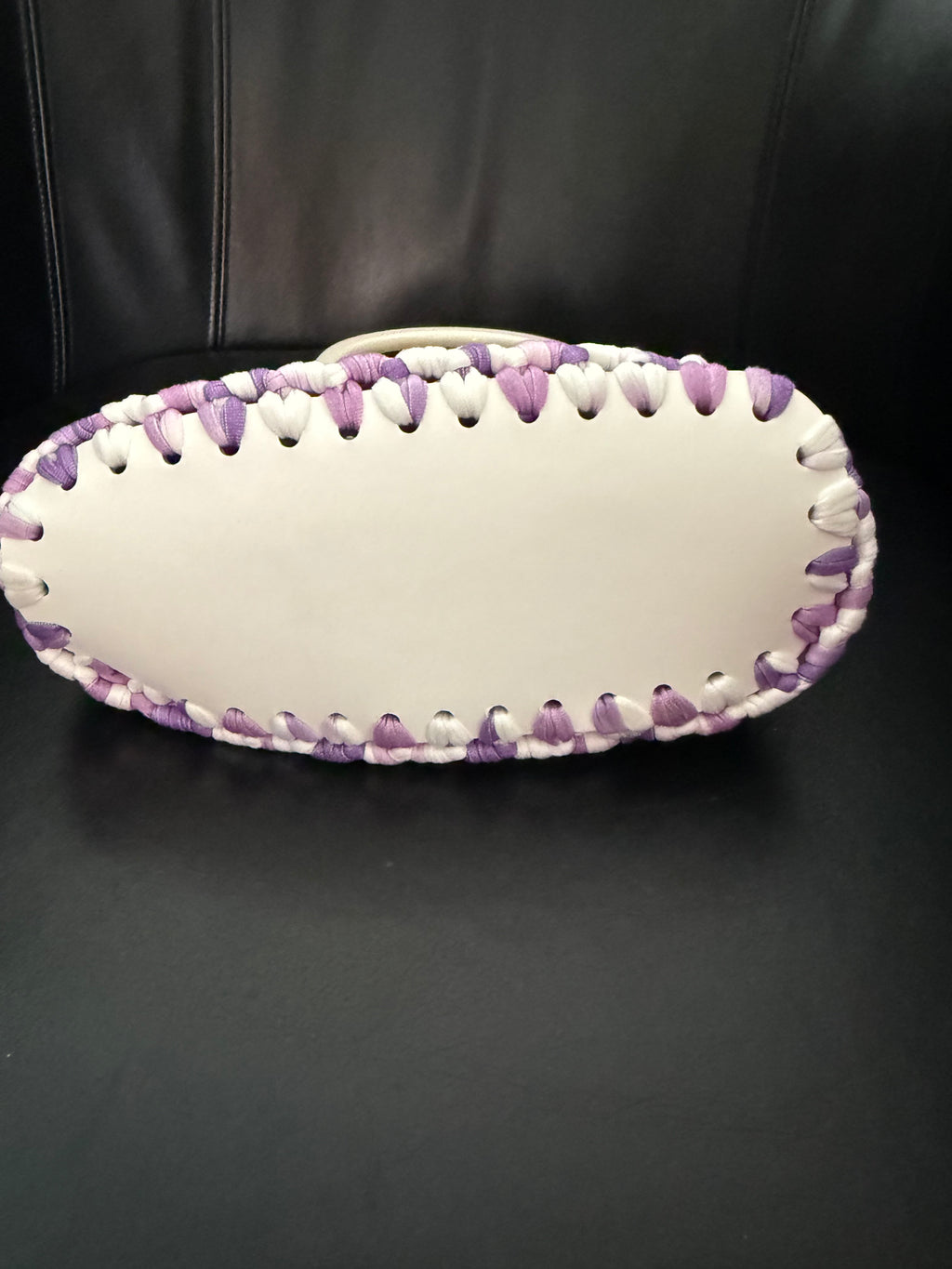 Süße kleine, selbstgehäkelte Handtasche „Fillie“