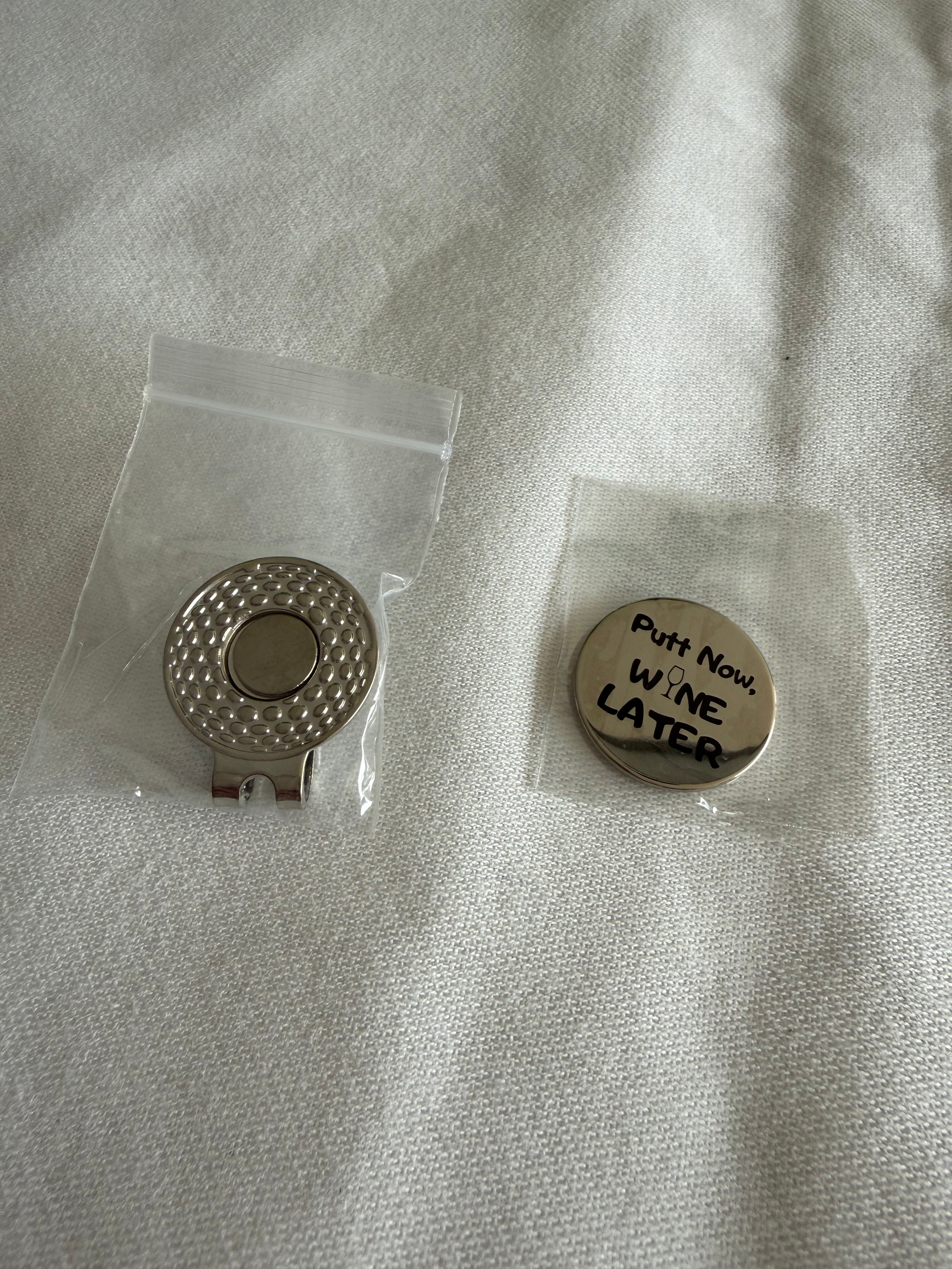 Ballmarker „Putt Now, Wine Later“