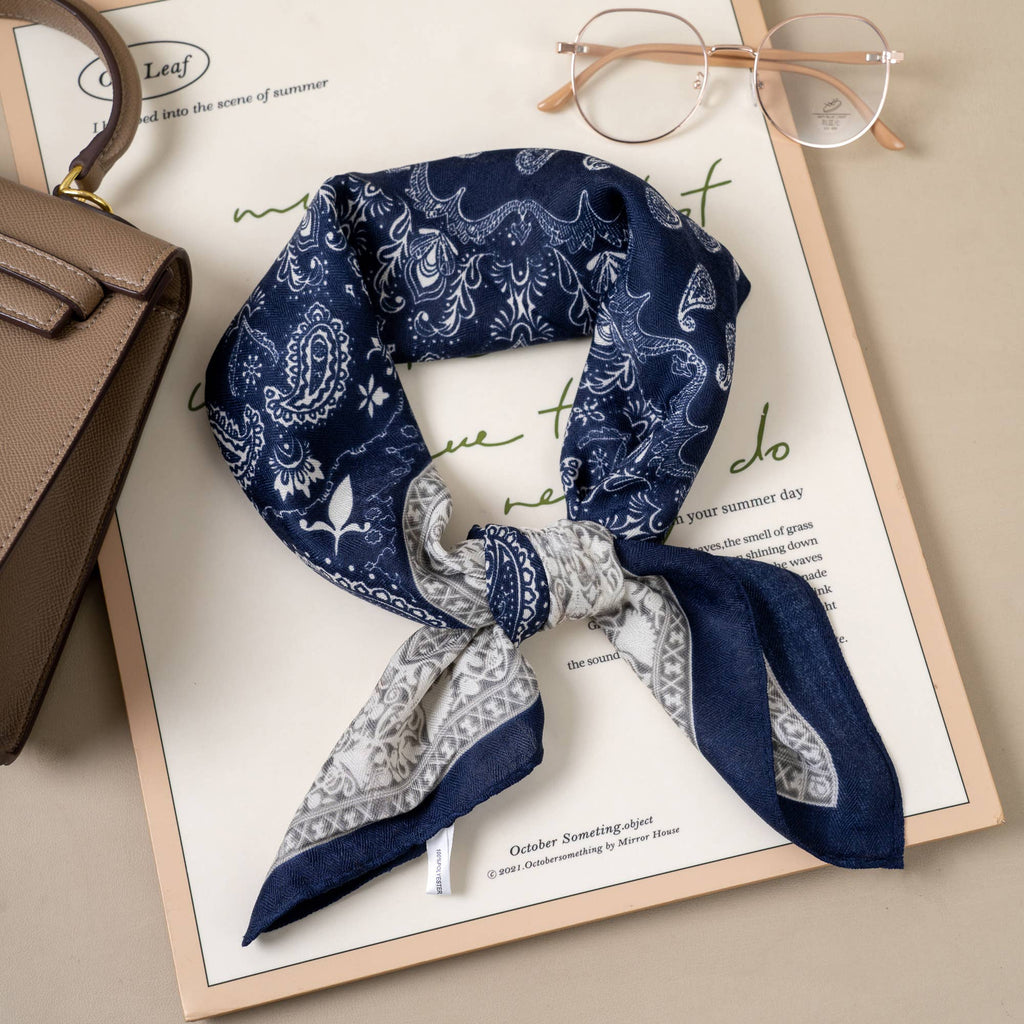 Tuch 70×70 cm, Paisley‑Muster, Polyester, mit weichem Stoffeffekt: Bleu marine