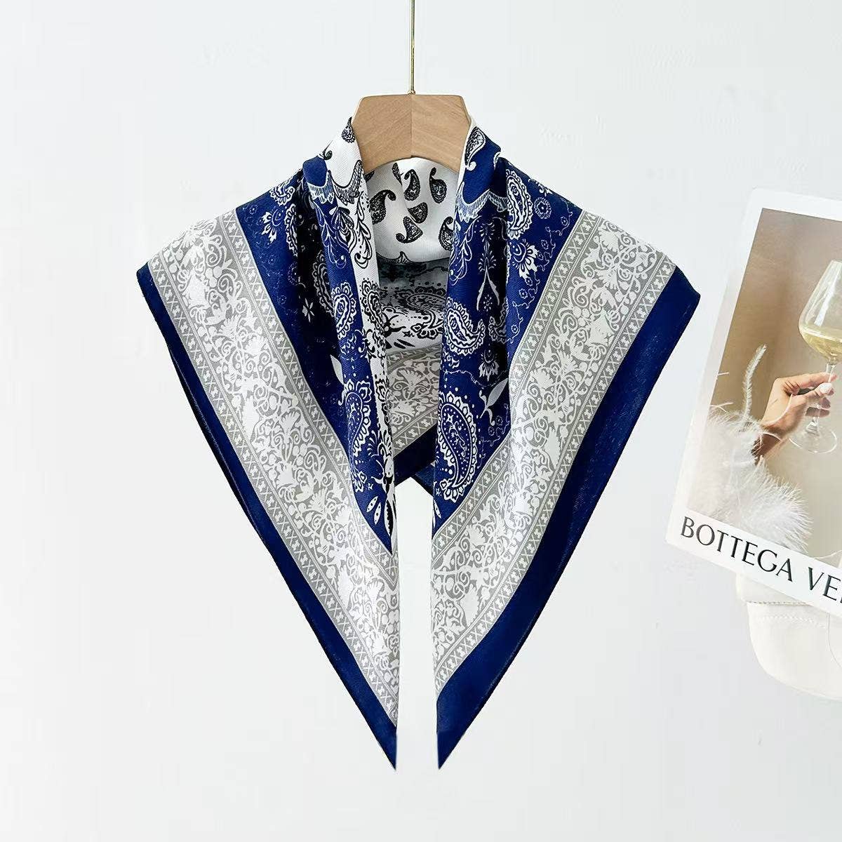 Tuch 70×70 cm, Paisley‑Muster, Polyester, mit weichem Stoffeffekt: Bleu marine